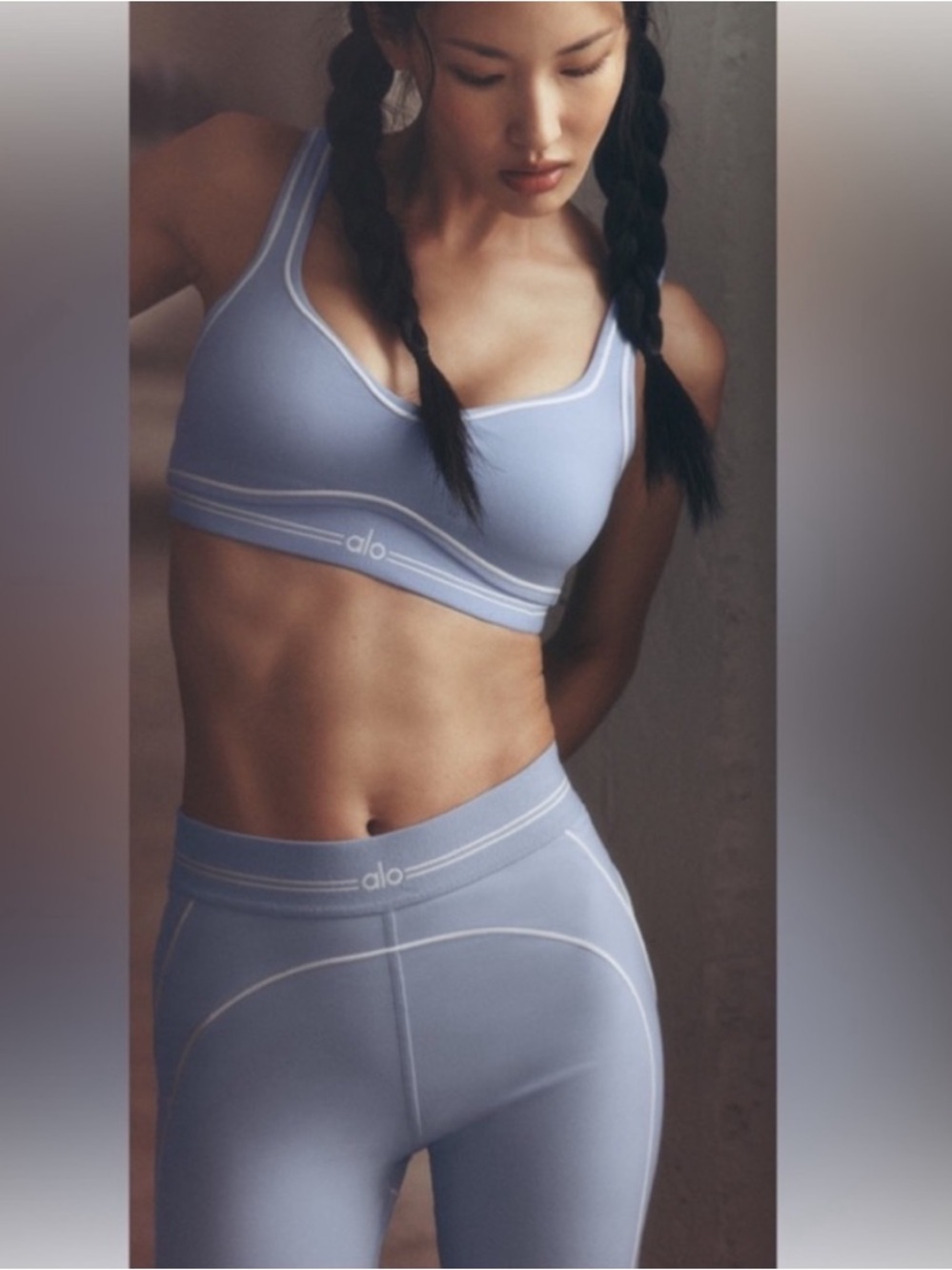 ALO Yoga Airbrush heart throb Set Medium NWT winter frost blue